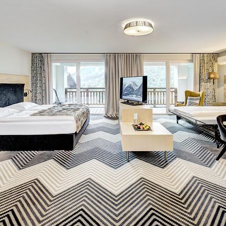 Hotel Gut Brandlhof ザールフェルデン・アム・シュタイナーネン・メアー エクステリア 写真